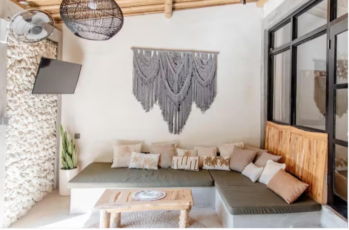 Alma Surf Villas 01 - Cozy 01 Bed With Private Pool ウルワツ エクステリア 写真